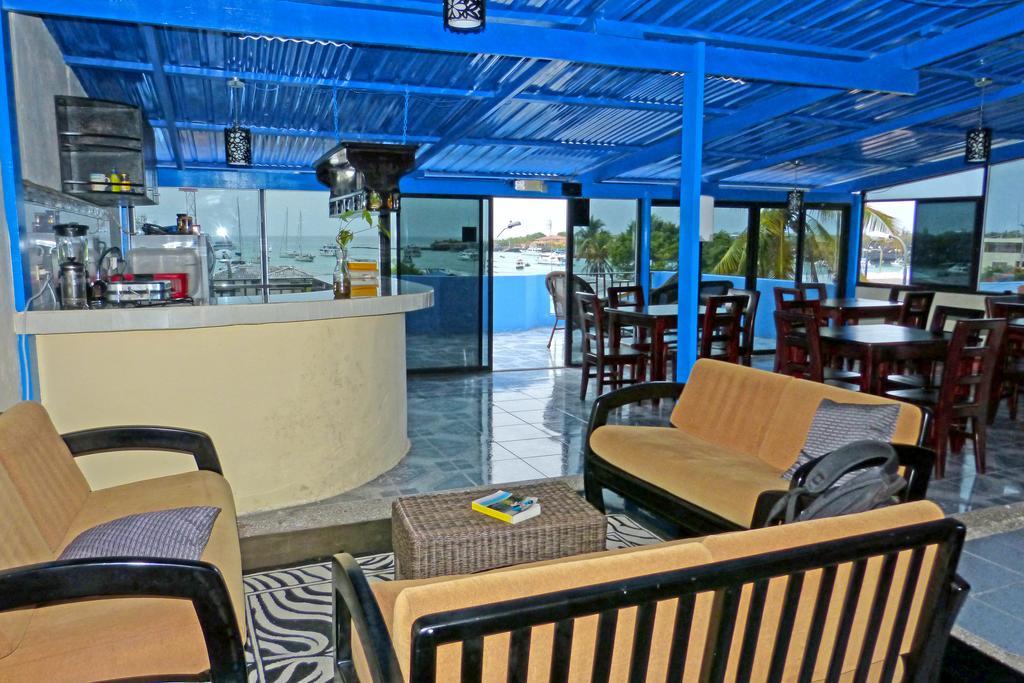Hostal Cormorant Flightless Puerto Ayora (Galapagos Islands) Eksteriør bilde